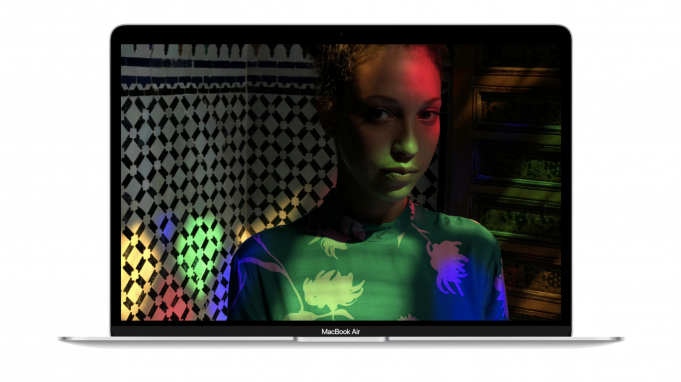 Nový MacBook Air obsahuje pomalější SSD než předchůdce