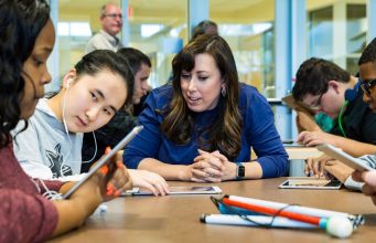 Apple a Tennessee State University chtějí u studentů zvýšit zájem o programování