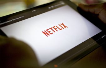 Netflix umožňuje uživatelům přihlásit se a zaplatit za předplatné přes externí odkazy mimo App Store