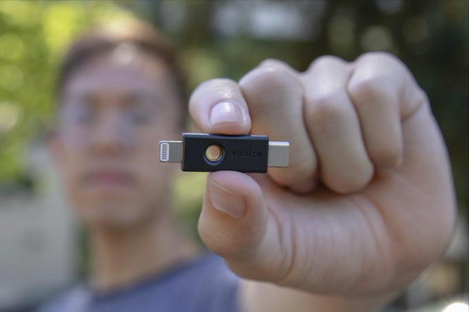 Yubico představil nový bezpečnostní klíč YubiKey 5Ci pro zařízení iOS