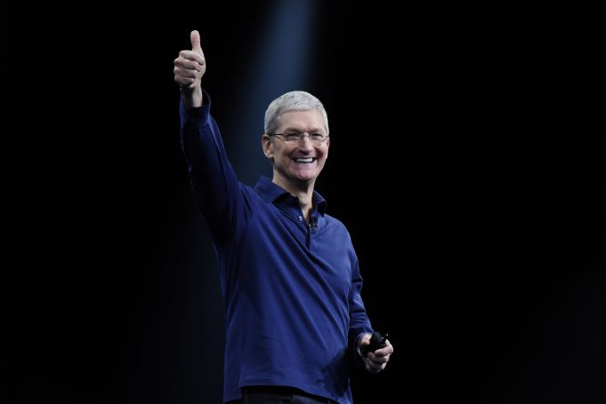 Poté, co se Tim Cook dozvěděl o vzestup Gawker Media na Apple TV+ zasáhl