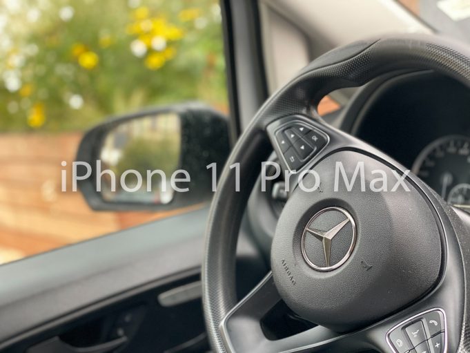 Porovnali jsme v redakci fotky iPhone X a iPhone 11 Pro Max