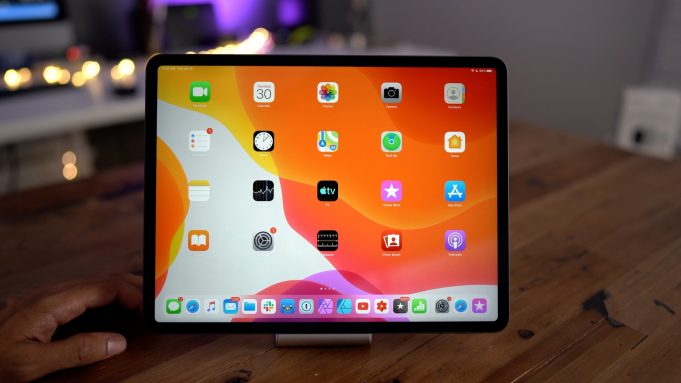 Od dubna 2020 musejí vývojáři vytvářet své aplikace pro iPad pomocí sady iOS 13SDK