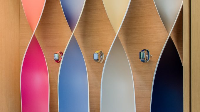 V Apple parku byly instalovány nové displeje k prohlédnutí