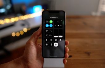 Návod – Jak přidat zkratku pro tmavý režim do ovládacího centra na iPhonu