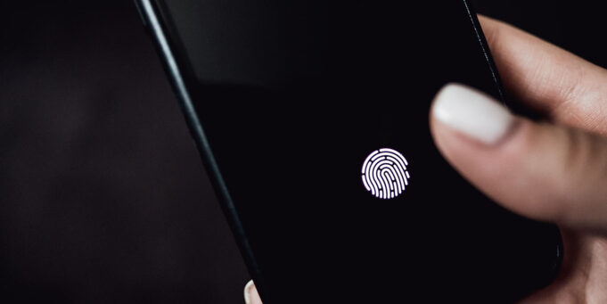 Apple získal patent na senzor pro Touch ID na obrazovce