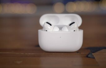 Apple vydá nové AirPods Pro v druhé polovině příštího roku