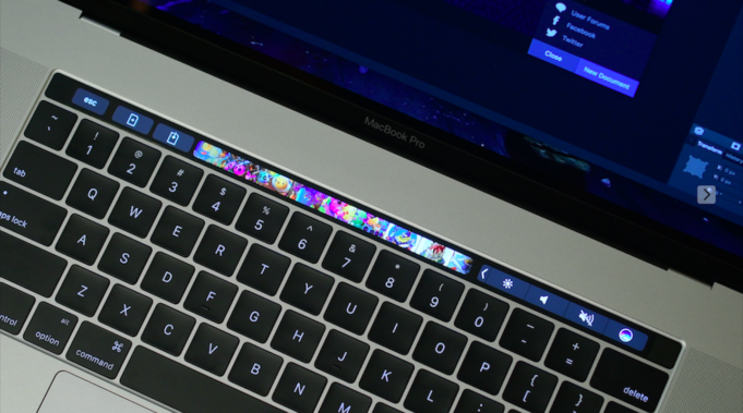 Návod – Jak nahradit klávesu Escape na starším MacBooku Pro