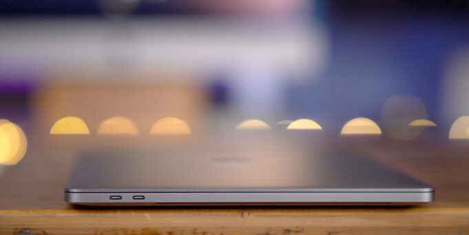 Celosvětový prodej notebooků v tomto čtvrtletí klesne o 29 až 36% kvůli koronaviru