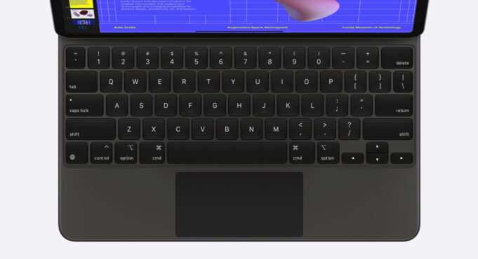 Podívejte se na první hands-on videa klávesnice Magic Keyboard pro iPad Pro