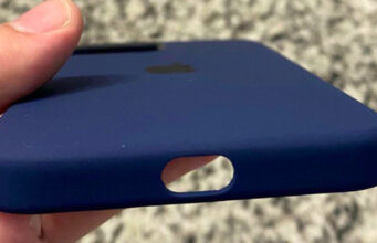 Někteří zákazníci obdrželi vadná pouzdra pro iPhone 12, které nemají otvory pro reproduktory
