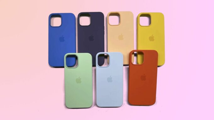 Podívejte se na fotografii údajných pouzder pro iPhone 12