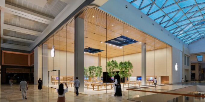 Nejnovější Apple Store se otevřel v Abu Dhabi
