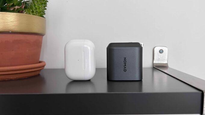 Společnost Nomad představila nový dosud nejvýkonnější dvouportový GaN adaptér