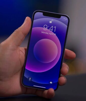 Návod – Jak zkontrolovat, zda je váš iPhone 12 nebo iPhone 12 pro způsobilý pro program opravy