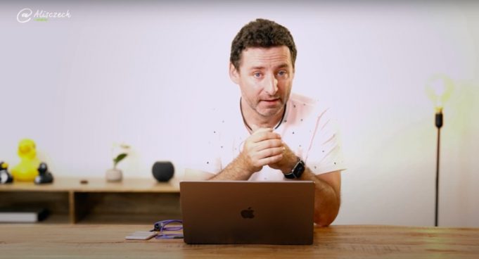 Jan Březina – iPhixer: Zvládnete si opravit iPhone sami?