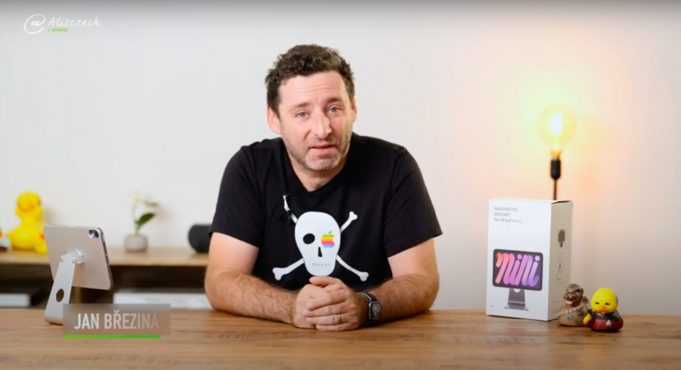 Jan Březina – Minimalistický stojan pro iPad mini + SOUTĚŽ
