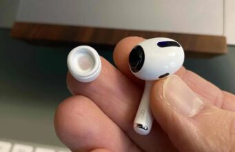 Návod – Jak změnit koncovky do uší AirPods Pro