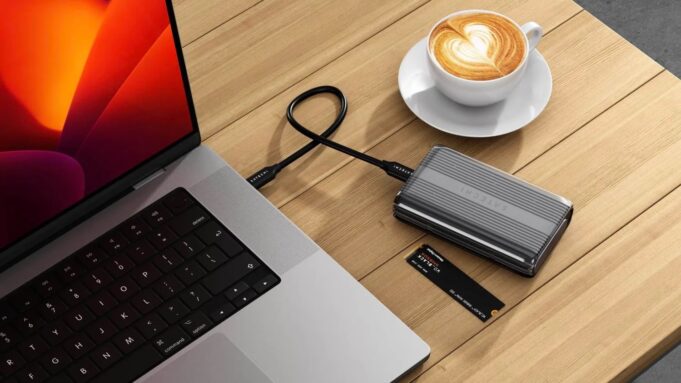 CES 2023: Satechi představil nový externí box USB4 NVMe SSD Pro Enclosure pro použití s Macy a iPady