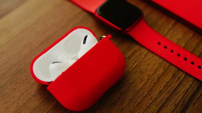 Návod – Jak přidat hudbu do Apple Watch