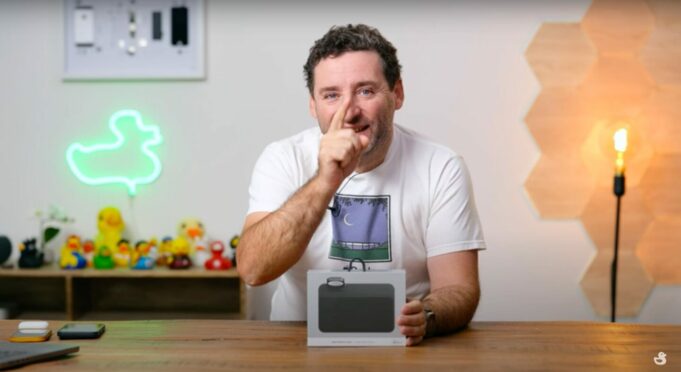 Jan Březina – Nomad Base Station je skoro náhrada za AirPower, který Apple nezvládl