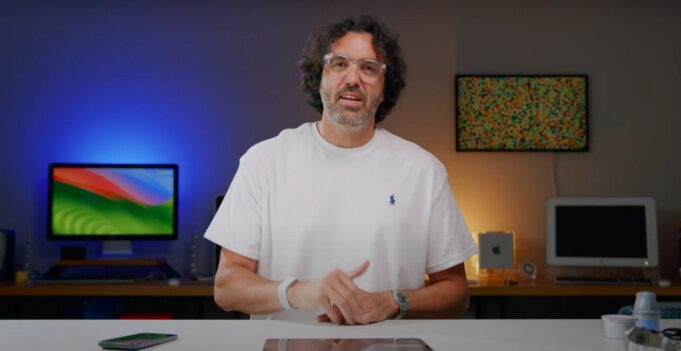 Petr Mára – Sluchátka do kapsy – AirPods x Sony x Bose x Meta a další. Která mi vyhovují nejvíc?