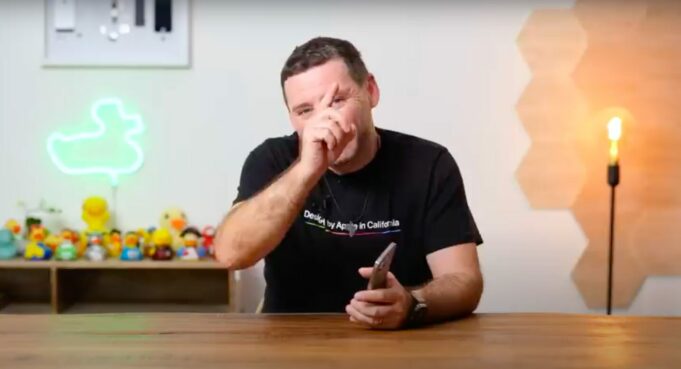 Jan Březina – Vánoční tipy na chlapské dárky od UAG a Nomadu (Alisczech vol. 1032)