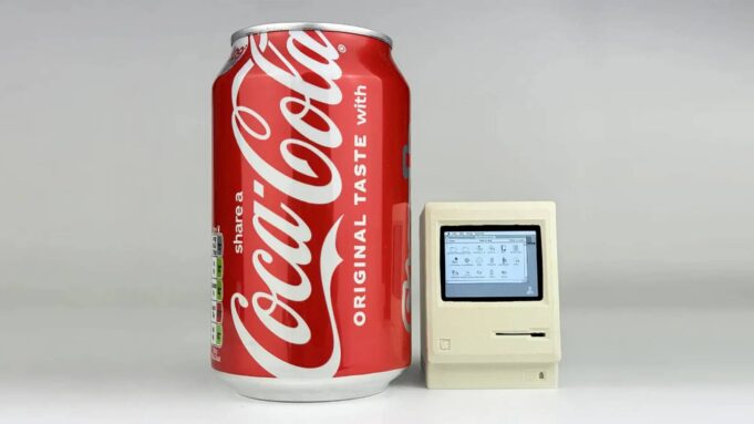 Seznamte se s pico-mac-nano, extrémně malou, ale plně funkční replikou počítače Macintosh