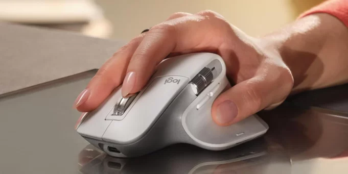 Logitech MX Master 4 na obzoru? Fotky nového modelu oblíbené myši se objevily na Instagramu
