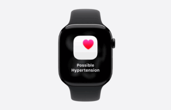 Funkce upozornění na hypertenzi je nyní dostupná ve více než 150 zemích na kompatibilních modelech Apple Watch