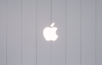 Apple otevře pátý obchod ve Spojených arabských emirátech