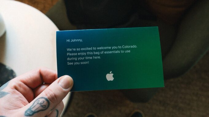 Apple pozval influencery do Colorada – testují iPhone 17 Pro Max, AirPods Pro 3 a Apple Watch Ultra 3 v extrémních podmínkách