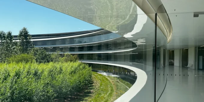 Apple generuje 2,413,171 dolarů na jednoho zaměstnance (RPE), přesto to nestačí na první místo