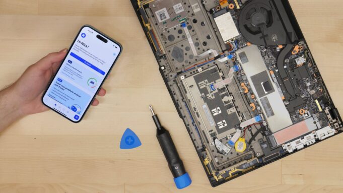 iFixit vydal novou aplikaci s AI asistentem, který vám pomůže s opravami a sledováním baterie iPhonu
