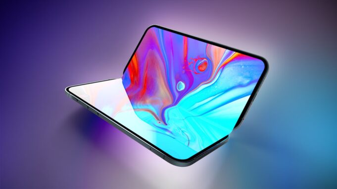 Prodej skládacích telefonů má letos výrazně růst. Apple by mohl trh nakopnout až o 20 %